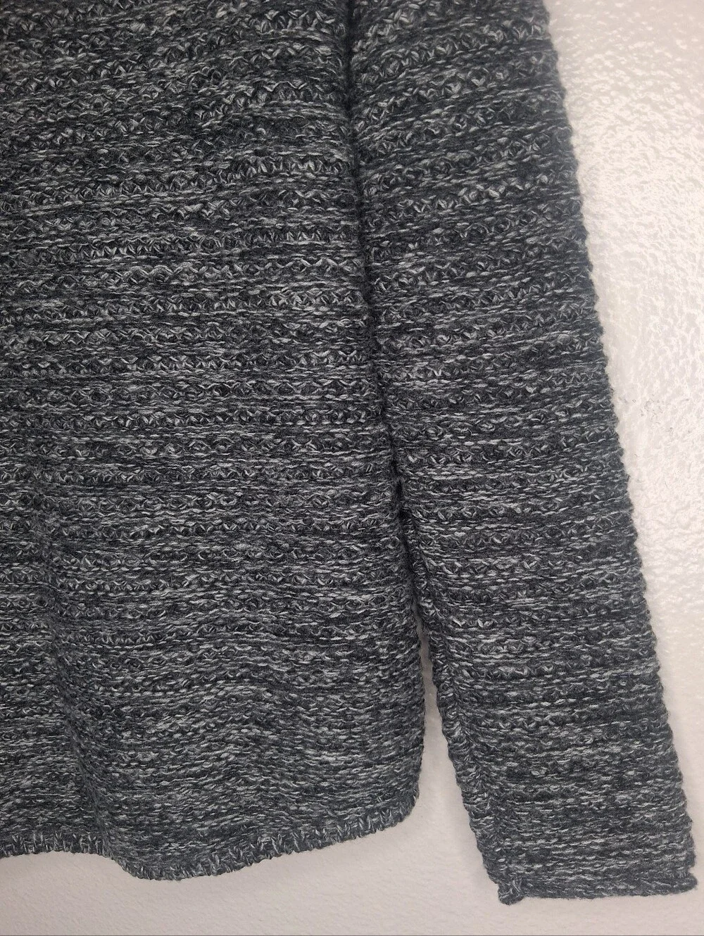 Athleta Extra Fine Merino Wool Long Sleeve Sweater Chunky Knit Grey Pockets Sz S